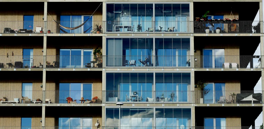 Apartment Complex Elevator Communication Upgrade Plan 1 high rise apartment balconies need elevator phones